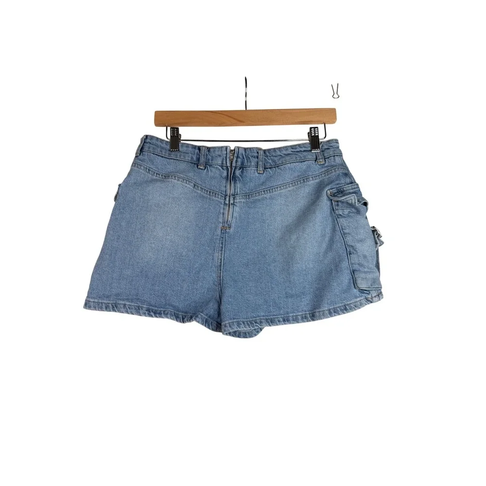 Free People We the Free Cargo Denim Skort size 31 Blue - Picture 6 of 8